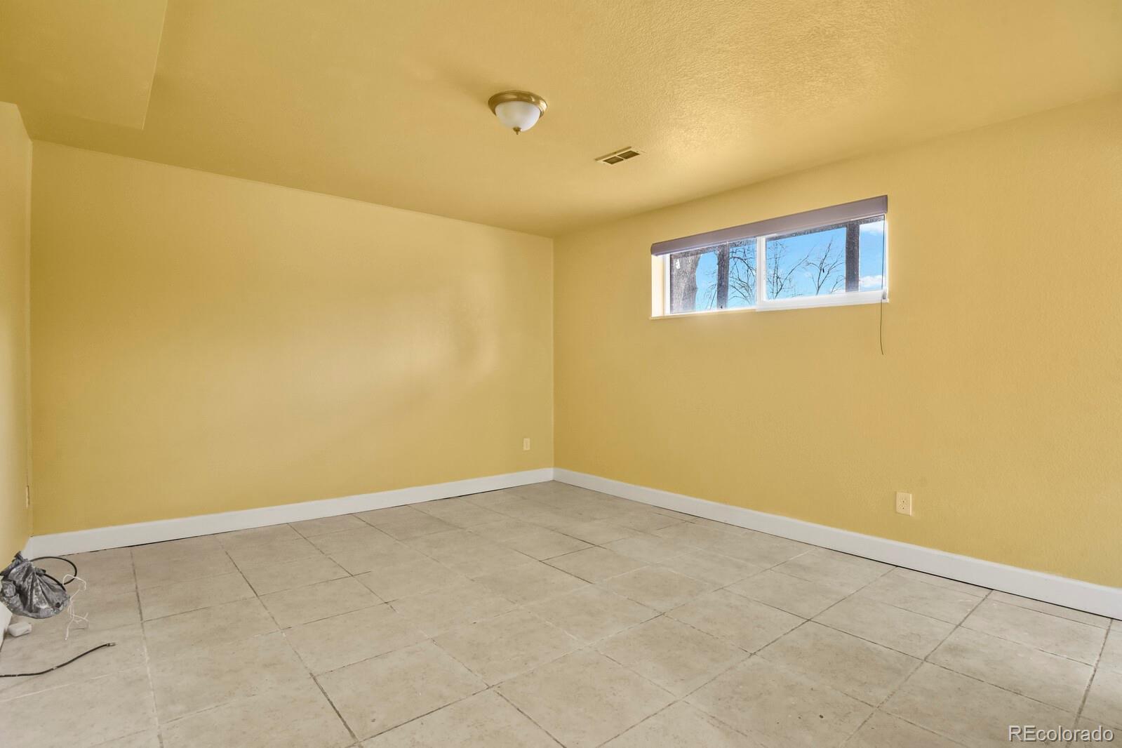 6906 S Spruce Drive Centennial CO 80112