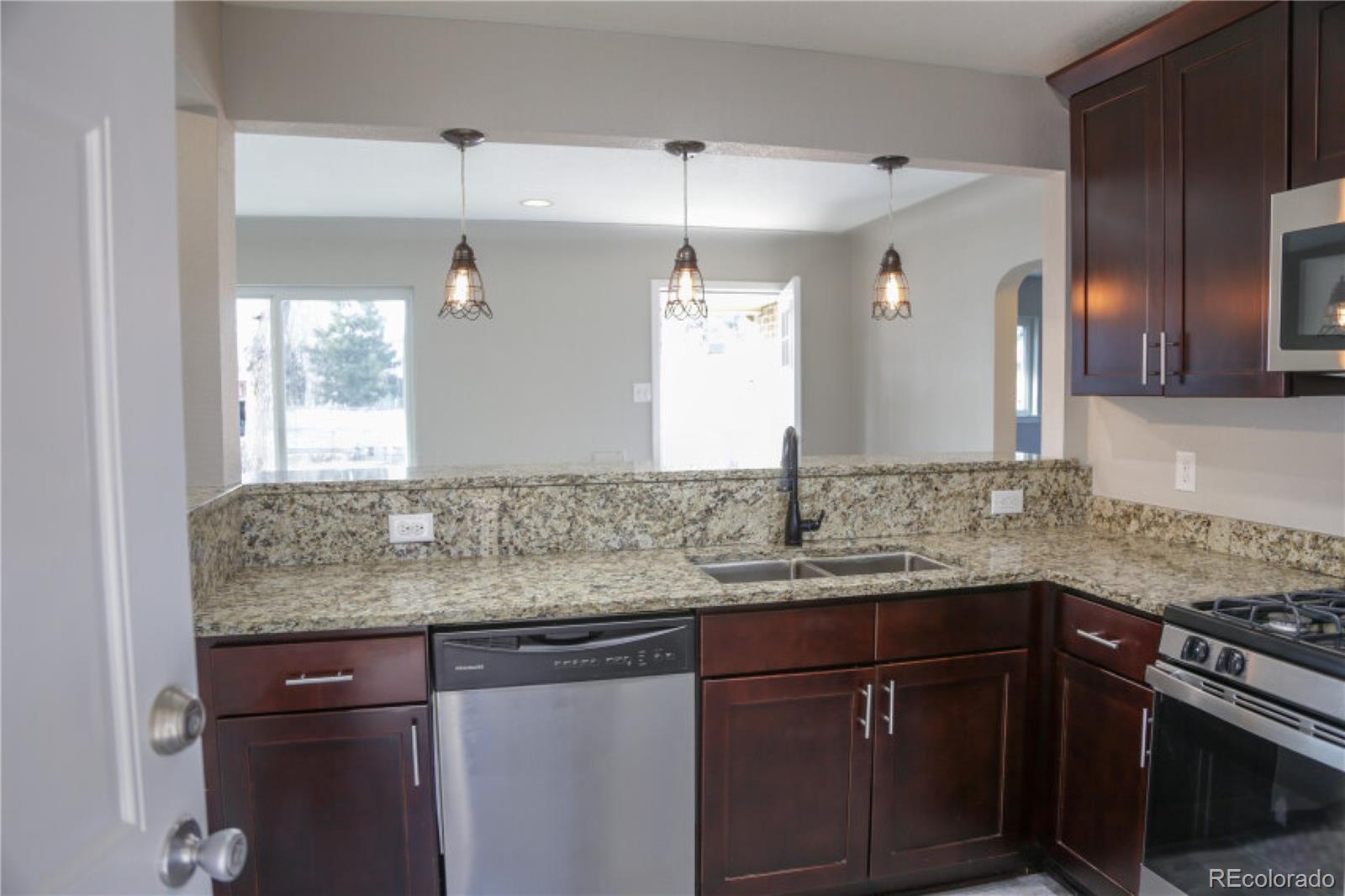 3290 Magnolia Street Denver CO 80207