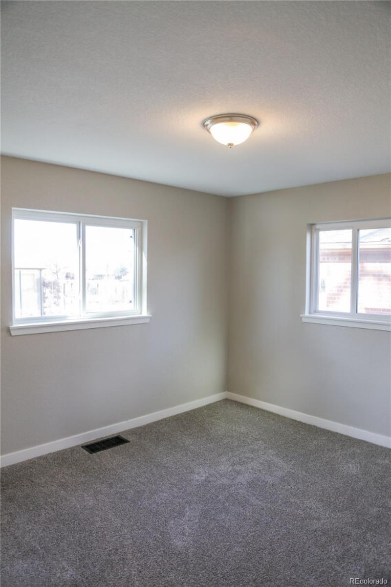 3290 Magnolia Street Denver CO 80207