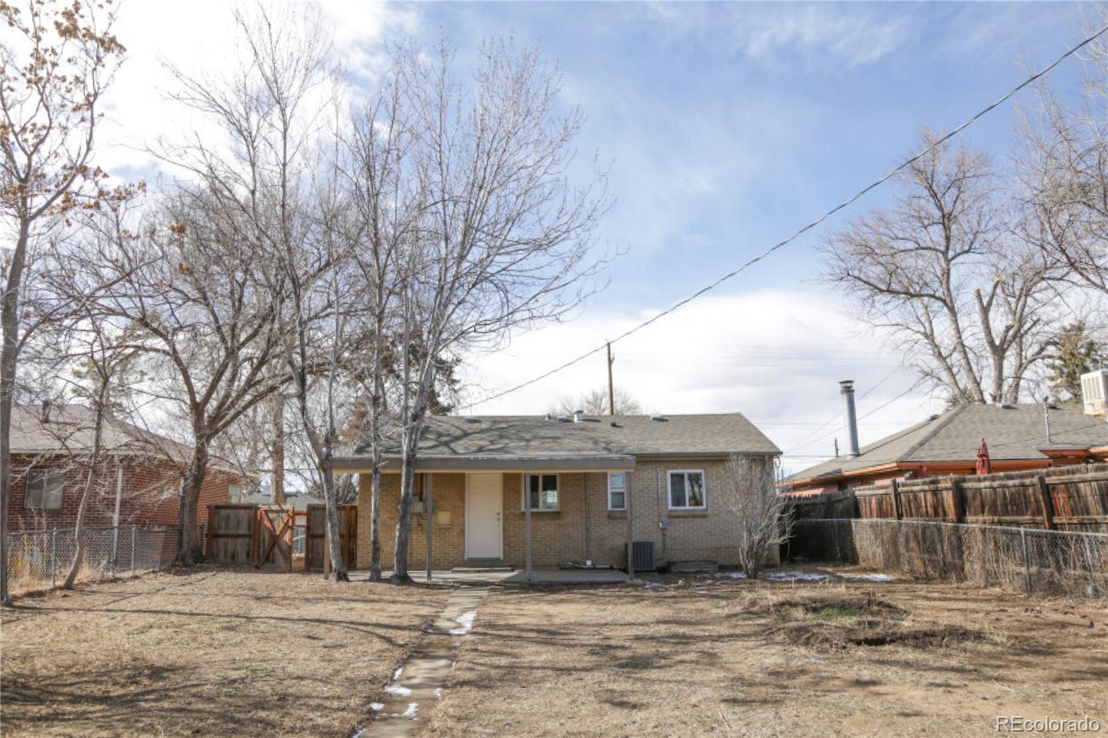 3290 Magnolia Street Denver CO 80207