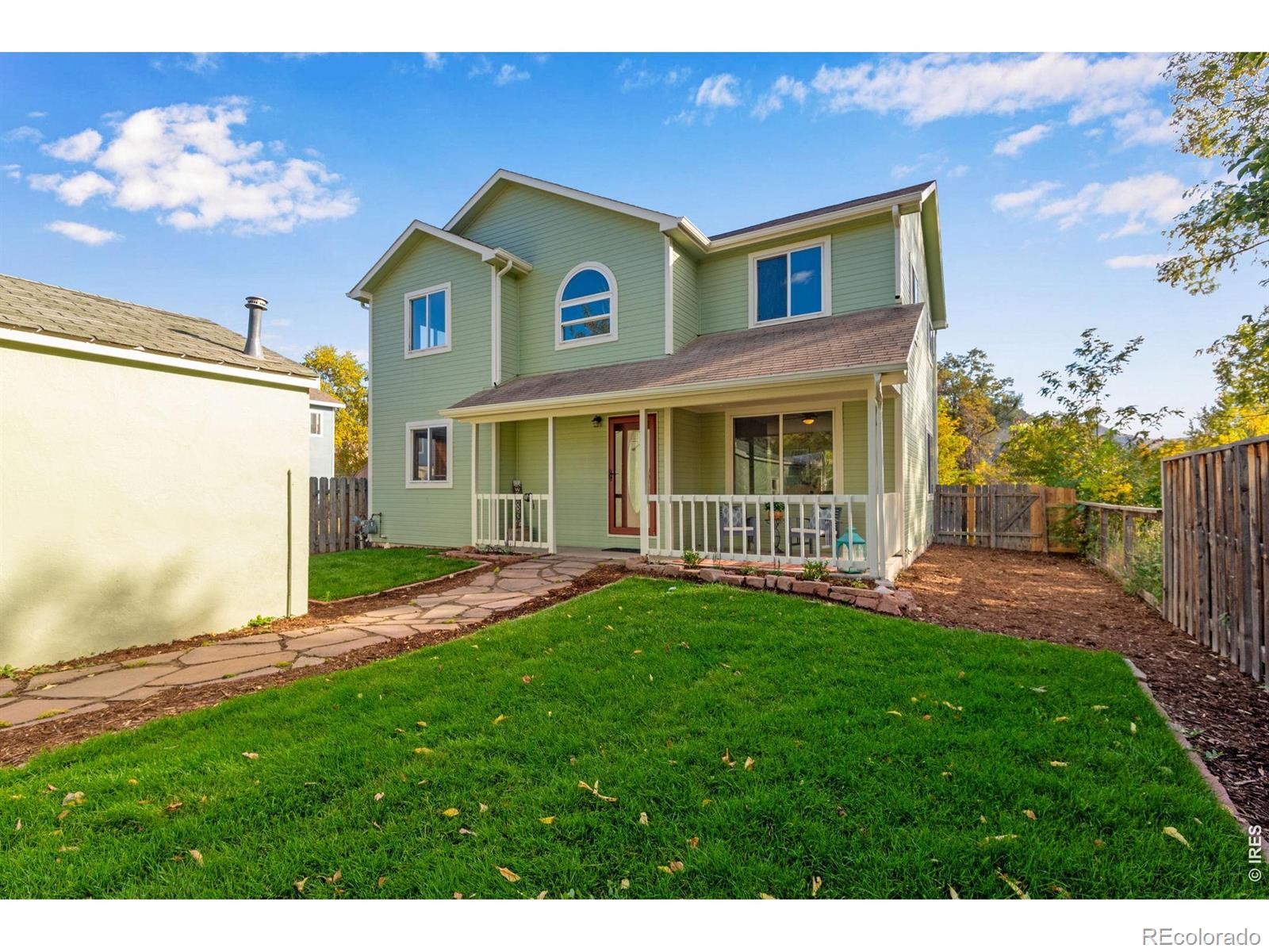 217 Park Street Lyons CO 80540