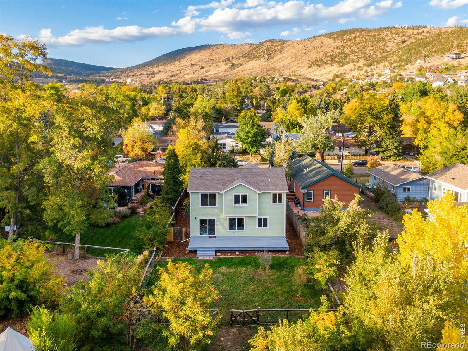 217 Park Street Lyons CO 80540