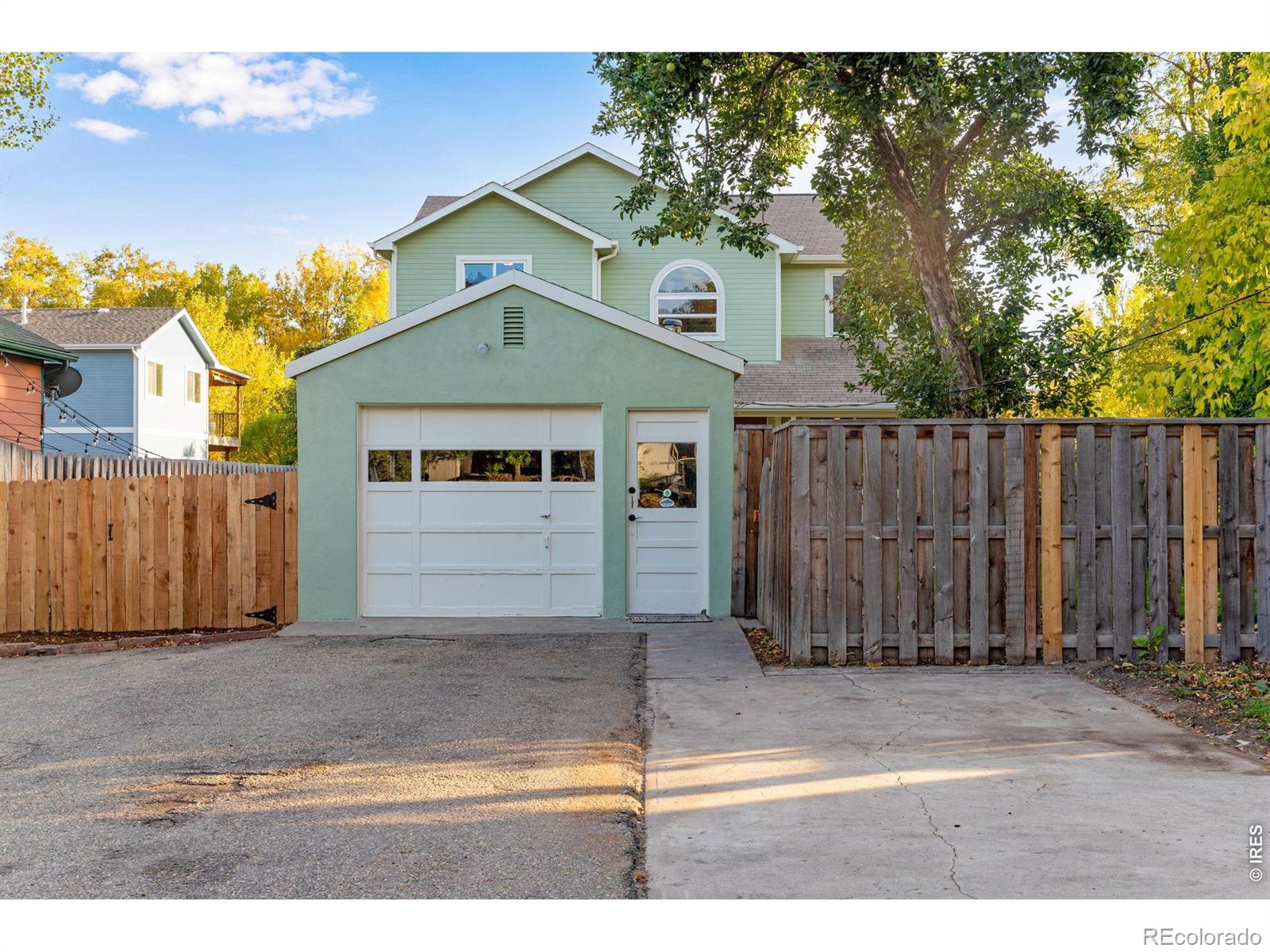 217 Park Street Lyons CO 80540