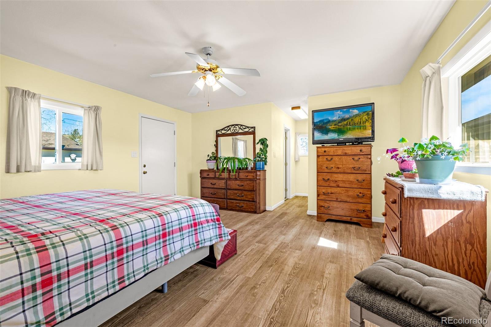 223 W Golden Avenue Cripple Creek CO 80813