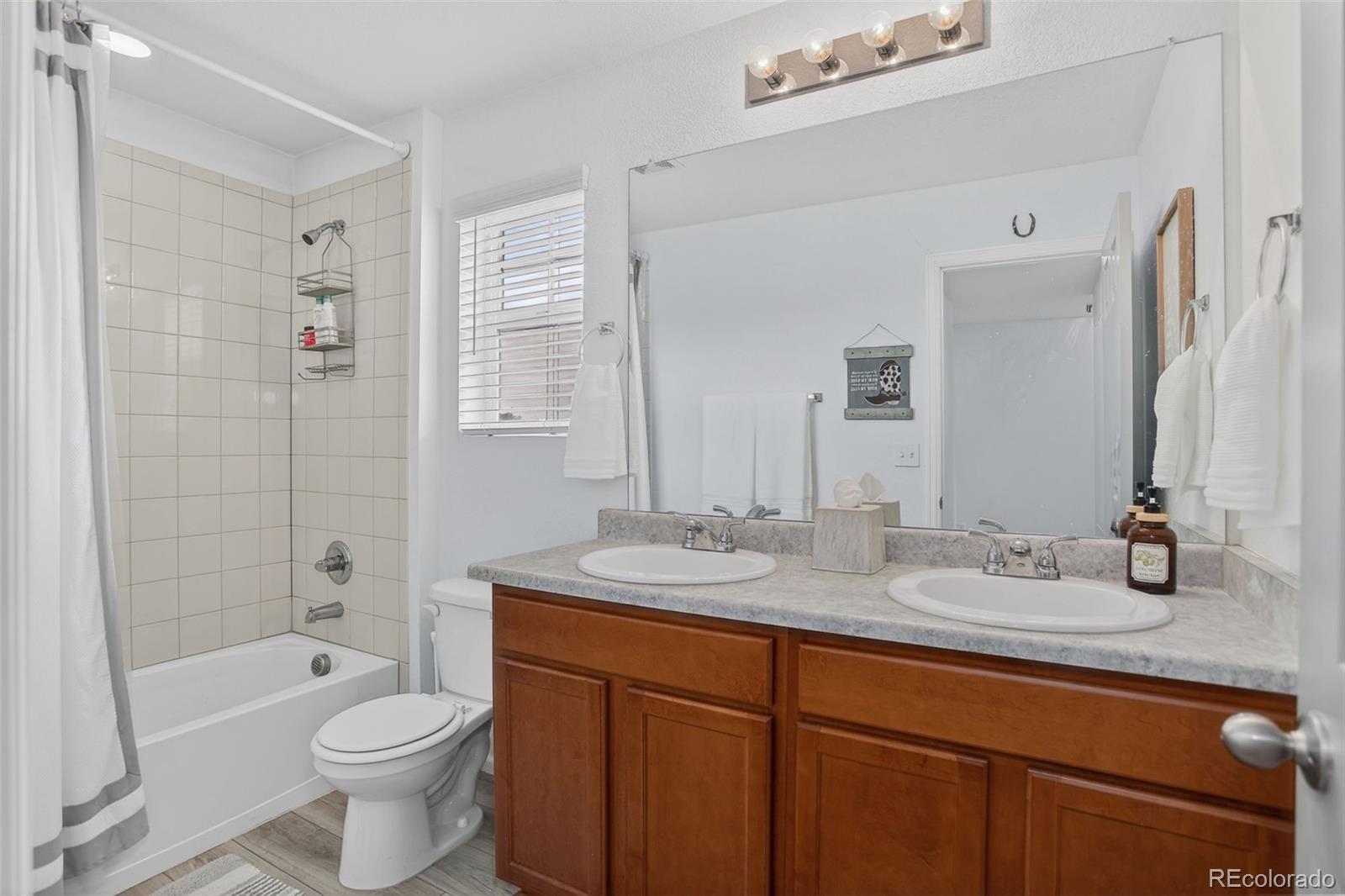 4661 S Malaya Court Aurora CO 80015