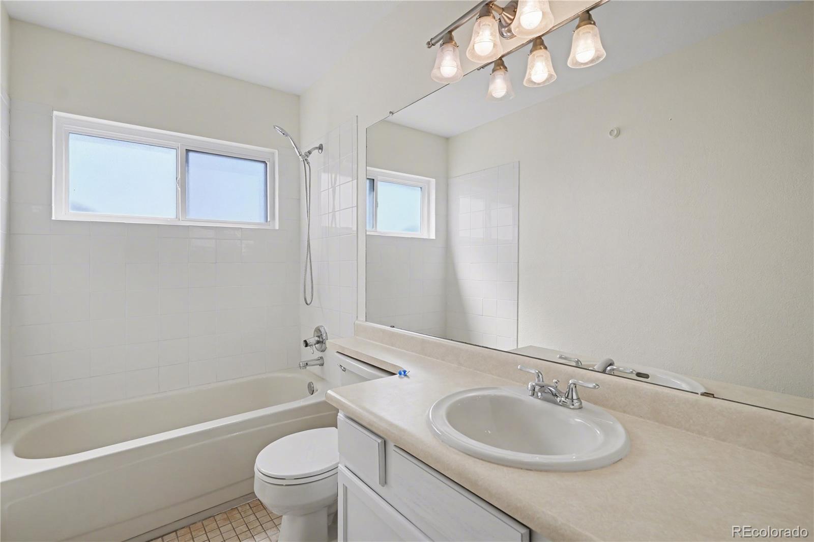1010 N Tabor Drive Castle Rock CO 80104
