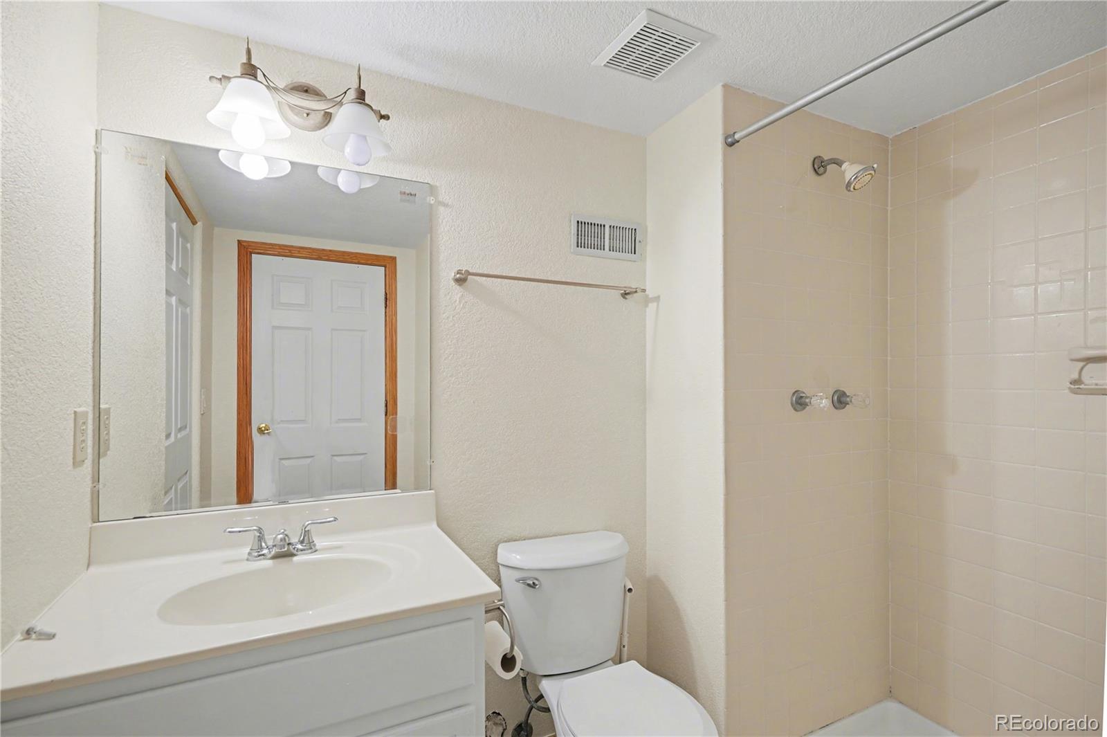 1010 N Tabor Drive Castle Rock CO 80104