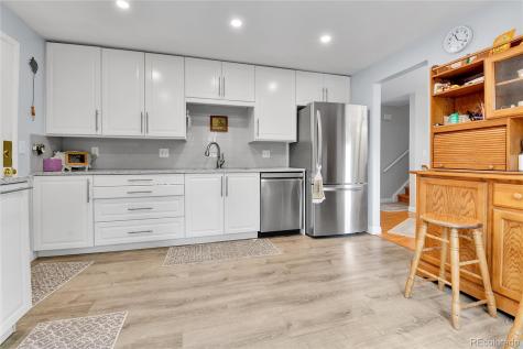 3266 S Wabash Court Denver CO 80231