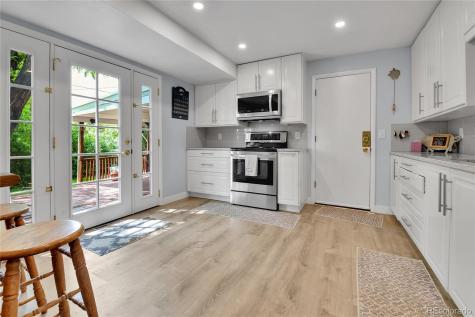 3266 S Wabash Court Denver CO 80231