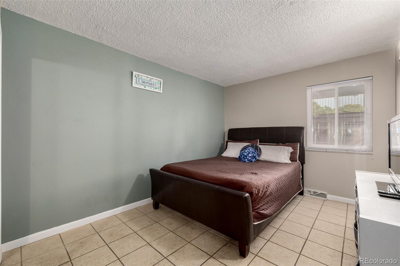 2946 S Moline Place Aurora CO 80014