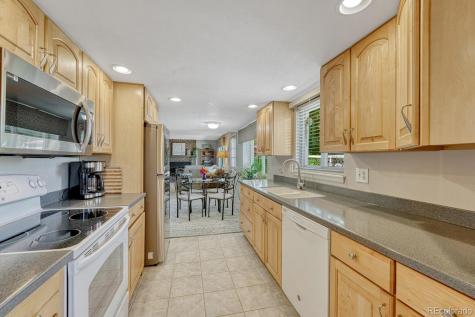 3317 S Elkhart Street Aurora CO 80014