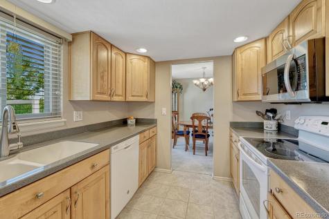 3317 S Elkhart Street Aurora CO 80014