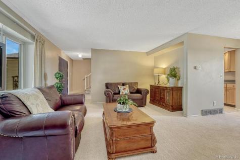 3317 S Elkhart Street Aurora CO 80014
