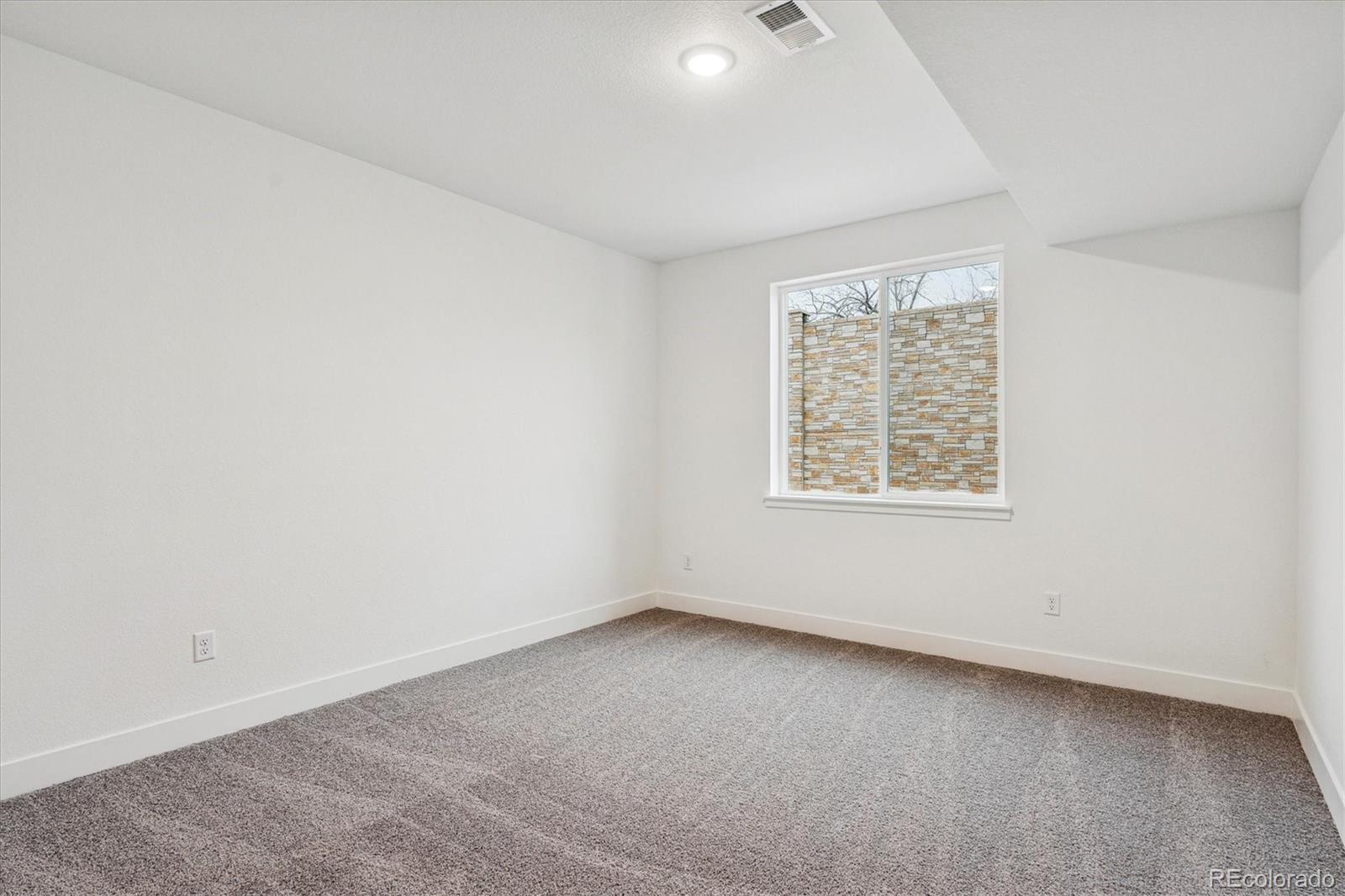 9124 Hayden Peak Street Englewood CO 80112