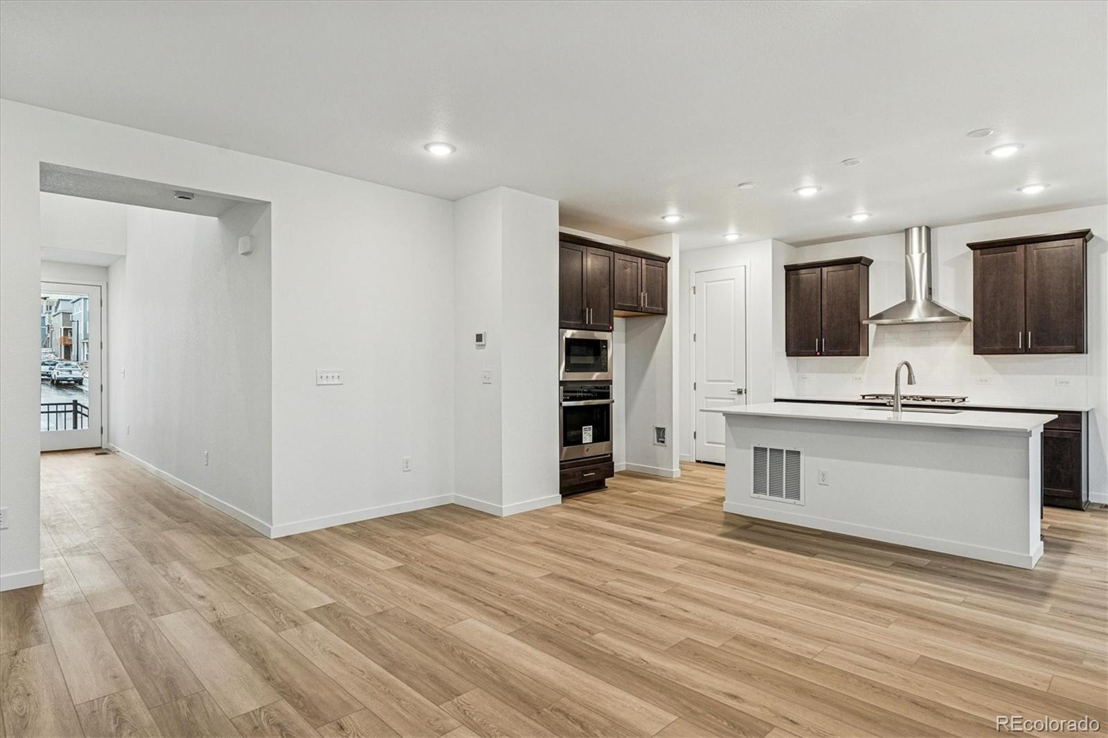 9124 Hayden Peak Street Englewood CO 80112