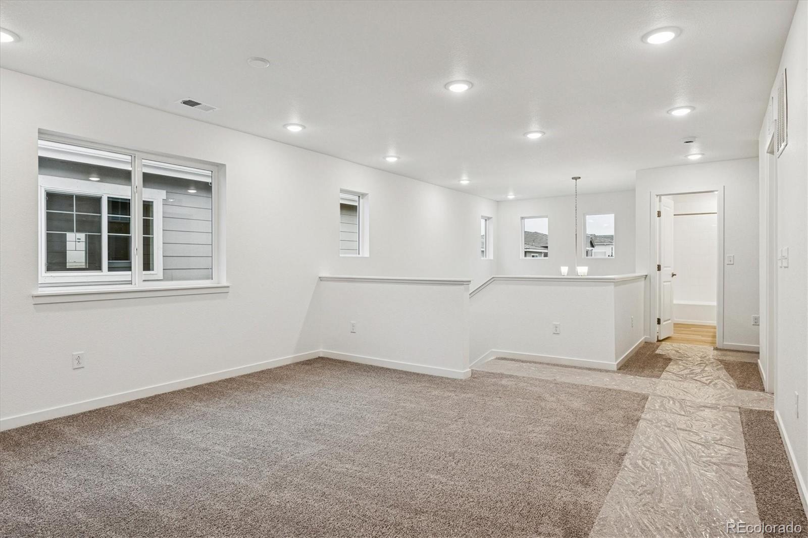 9124 Hayden Peak Street Englewood CO 80112