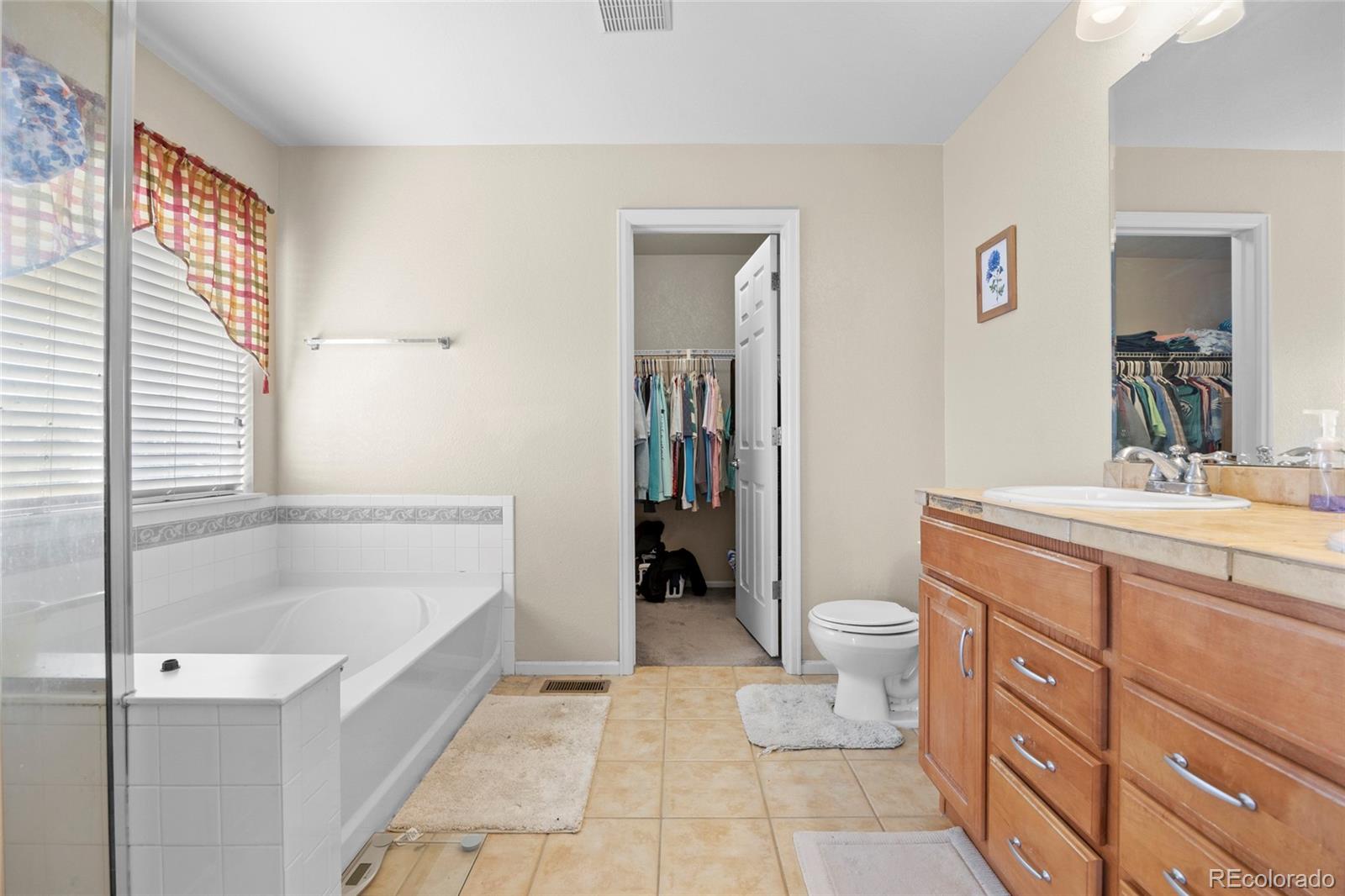 9676 W Swarthmore Drive Littleton CO 80123