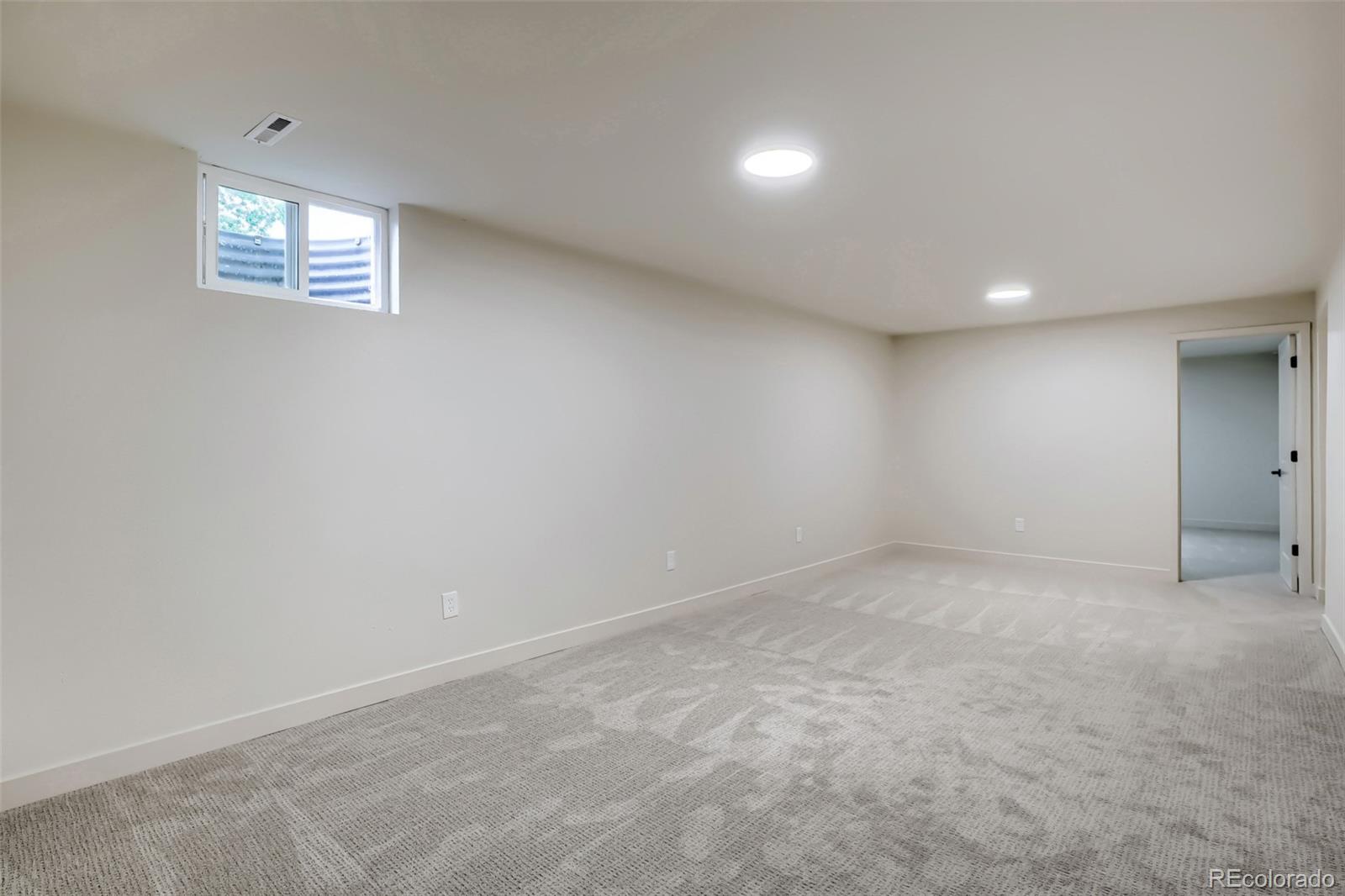 5326 Vaughn Street Denver CO 80239