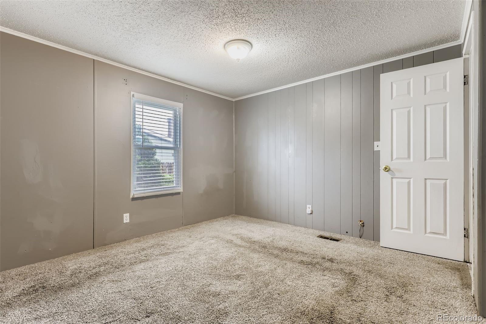 5540 Vallejo Street Denver CO 80221