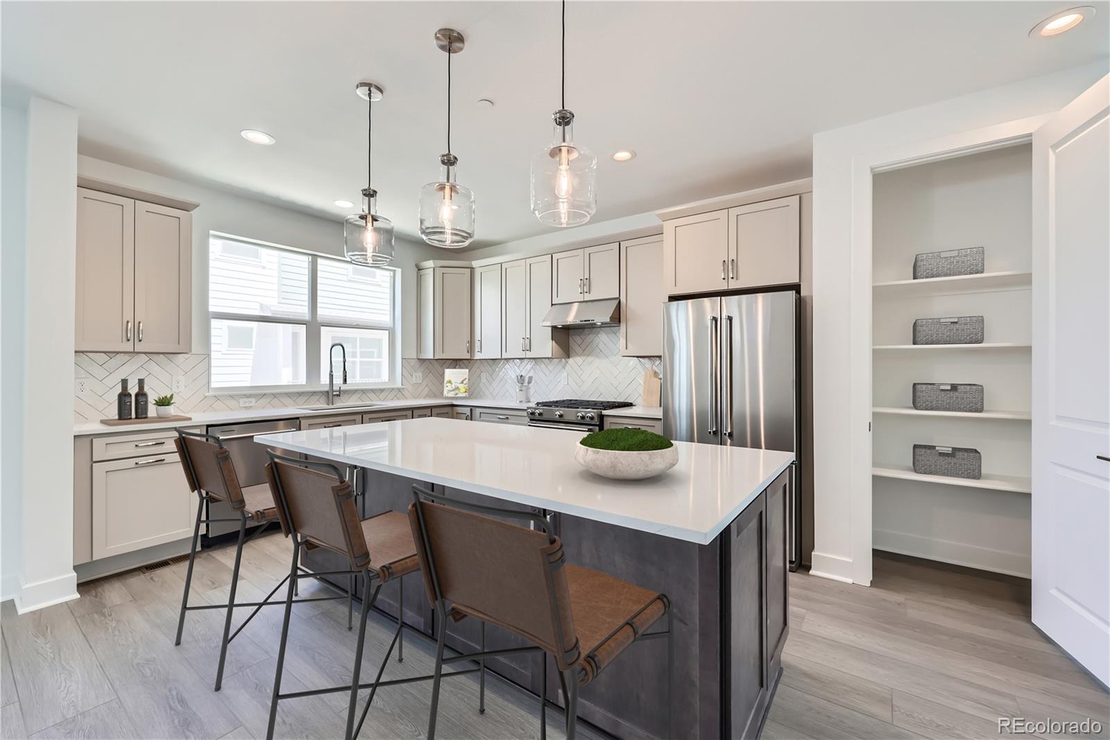 10898 E Hinsdale Circle Centennial CO 80112