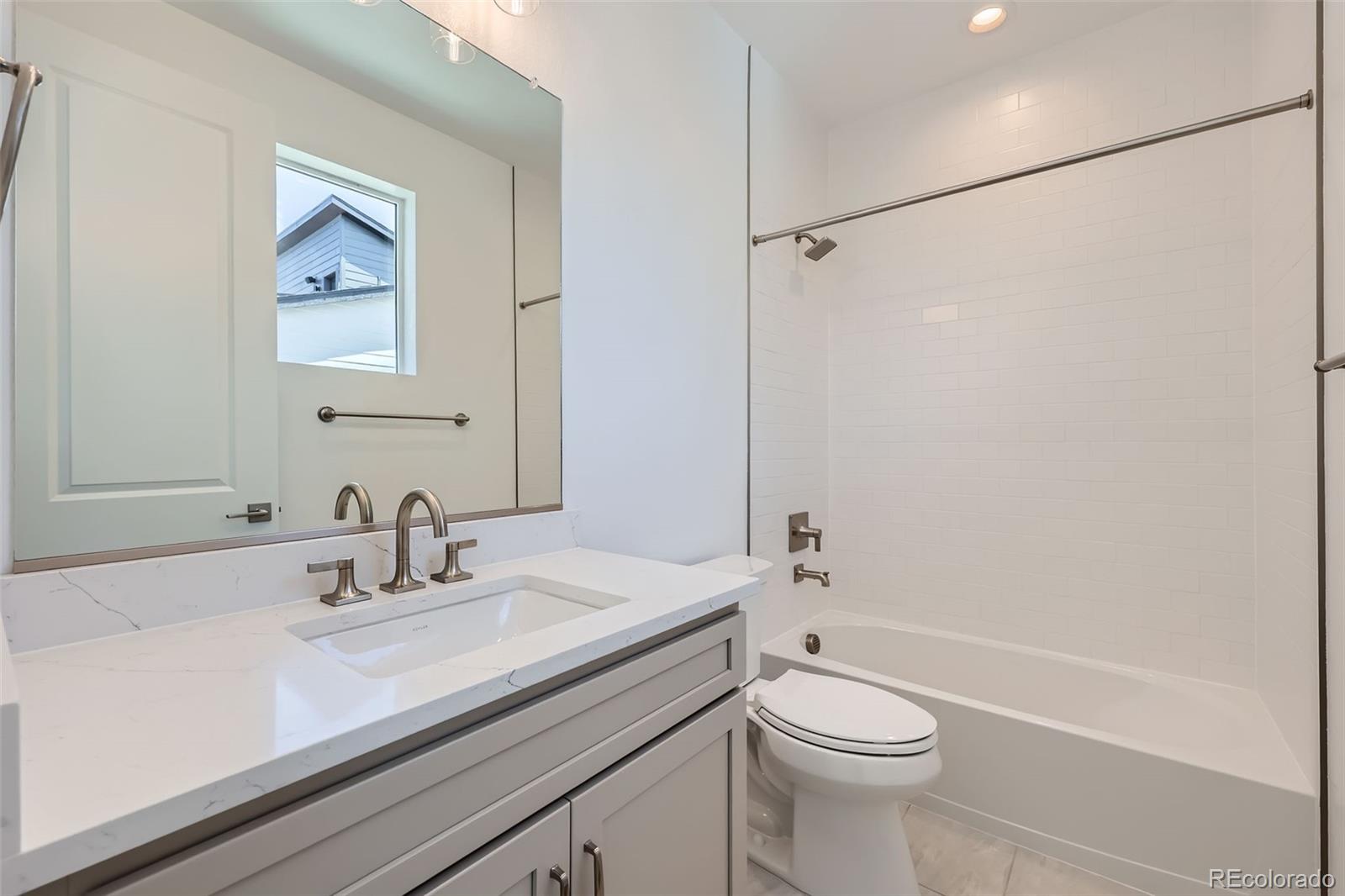 10898 E Hinsdale Circle Centennial CO 80112