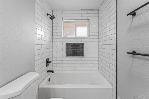 7194 W 68th Avenue Arvada CO 80003