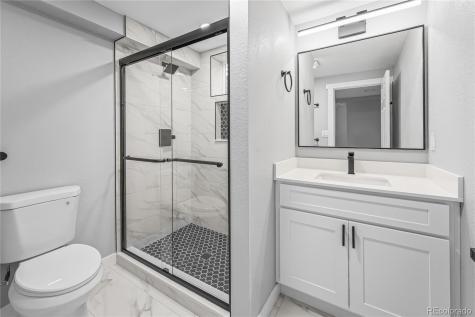 7194 W 68th Avenue Arvada CO 80003