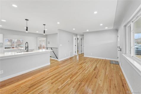 7194 W 68th Avenue Arvada CO 80003