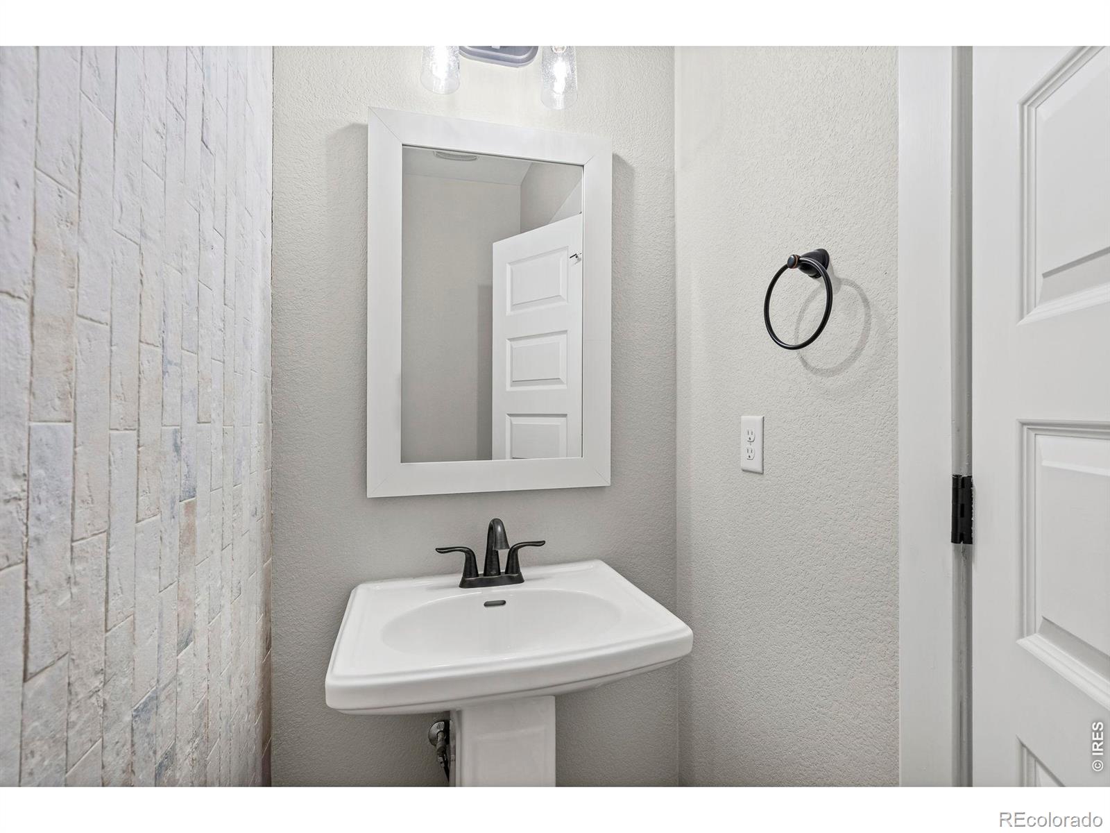 2124 Glean Court Windsor CO 80550