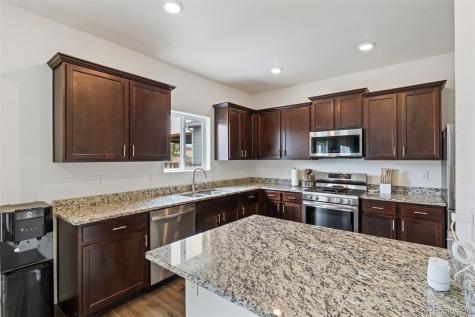 6206 Meadowbank Lane Colorado Springs CO 80925
