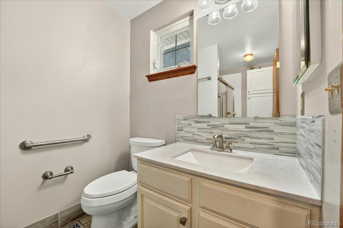 57 Yank Way Lakewood CO 80228