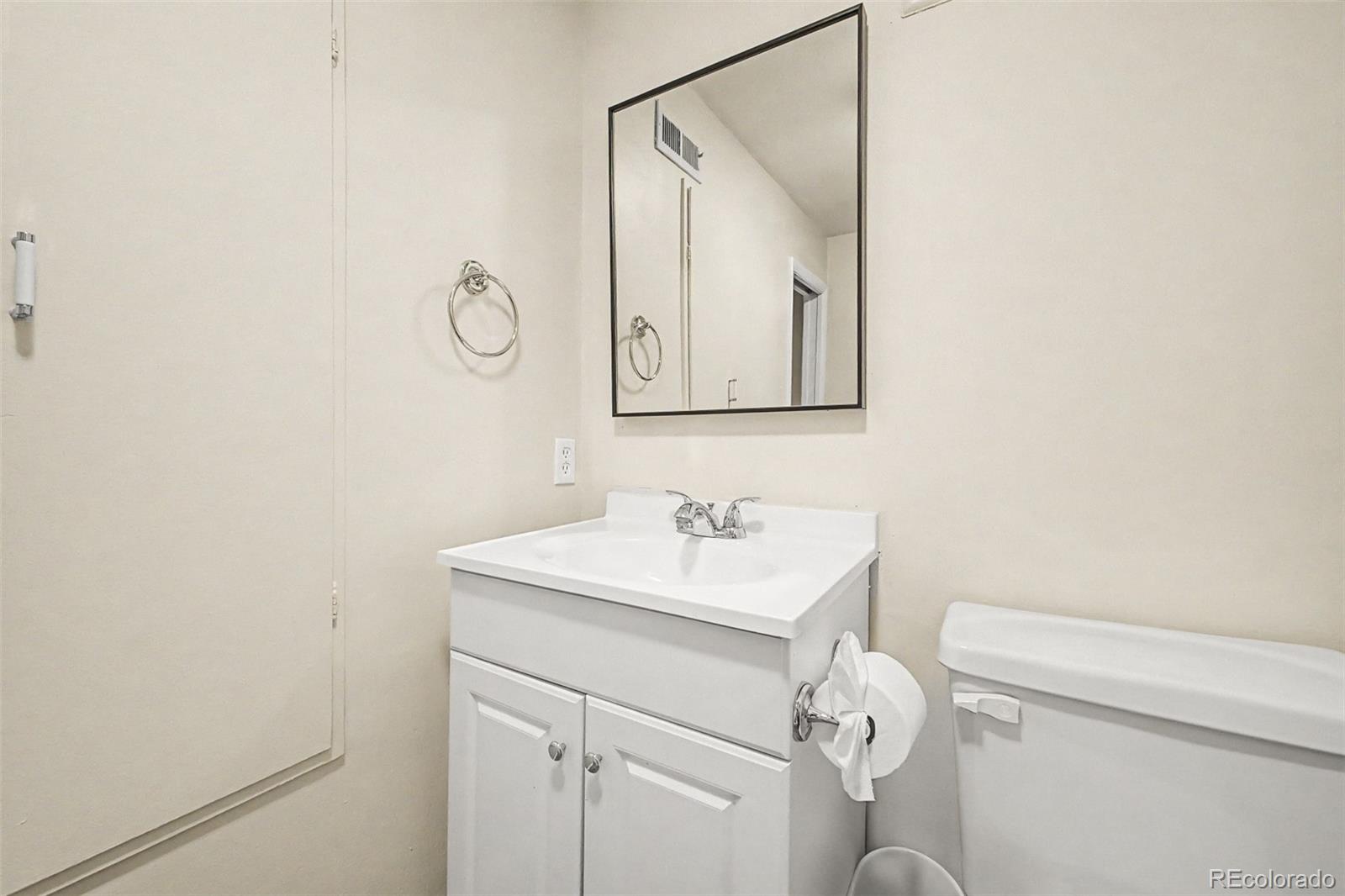 8413 E Kenyon Drive Denver CO 80237
