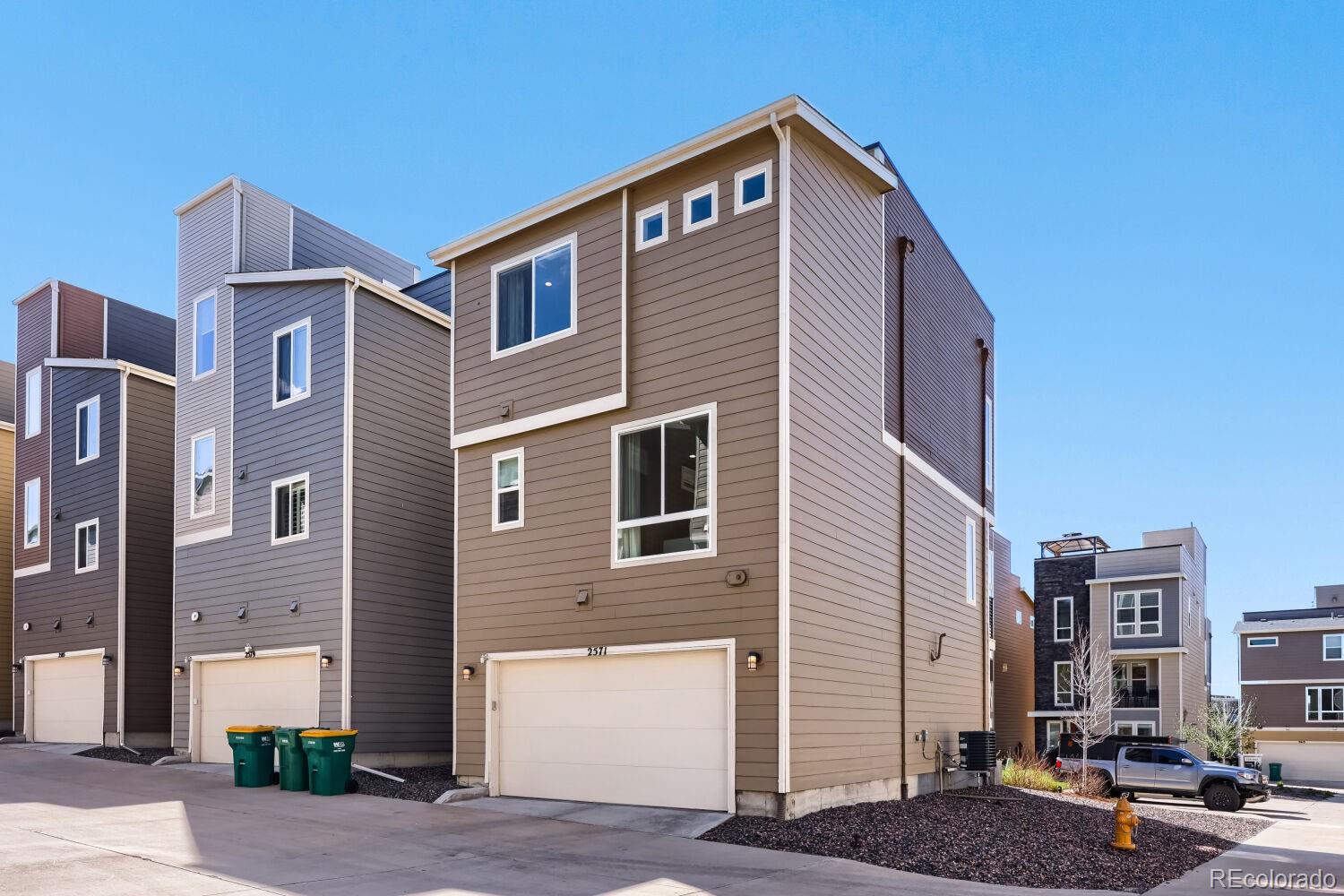 2571 Palau Way Castle Rock CO 80109