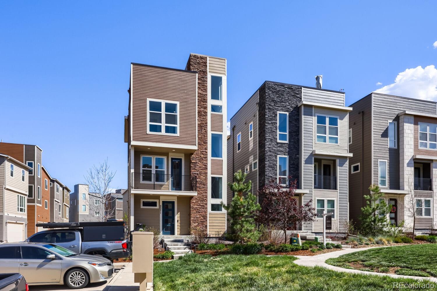 2571 Palau Way Castle Rock CO 80109