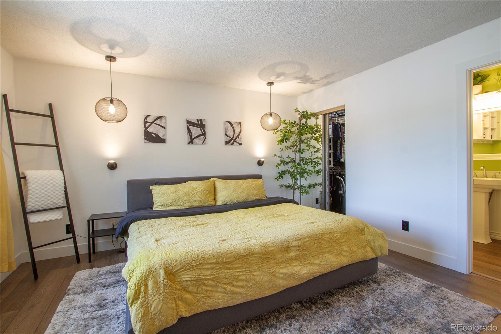 4868 S Johnson Street Littleton CO 80123