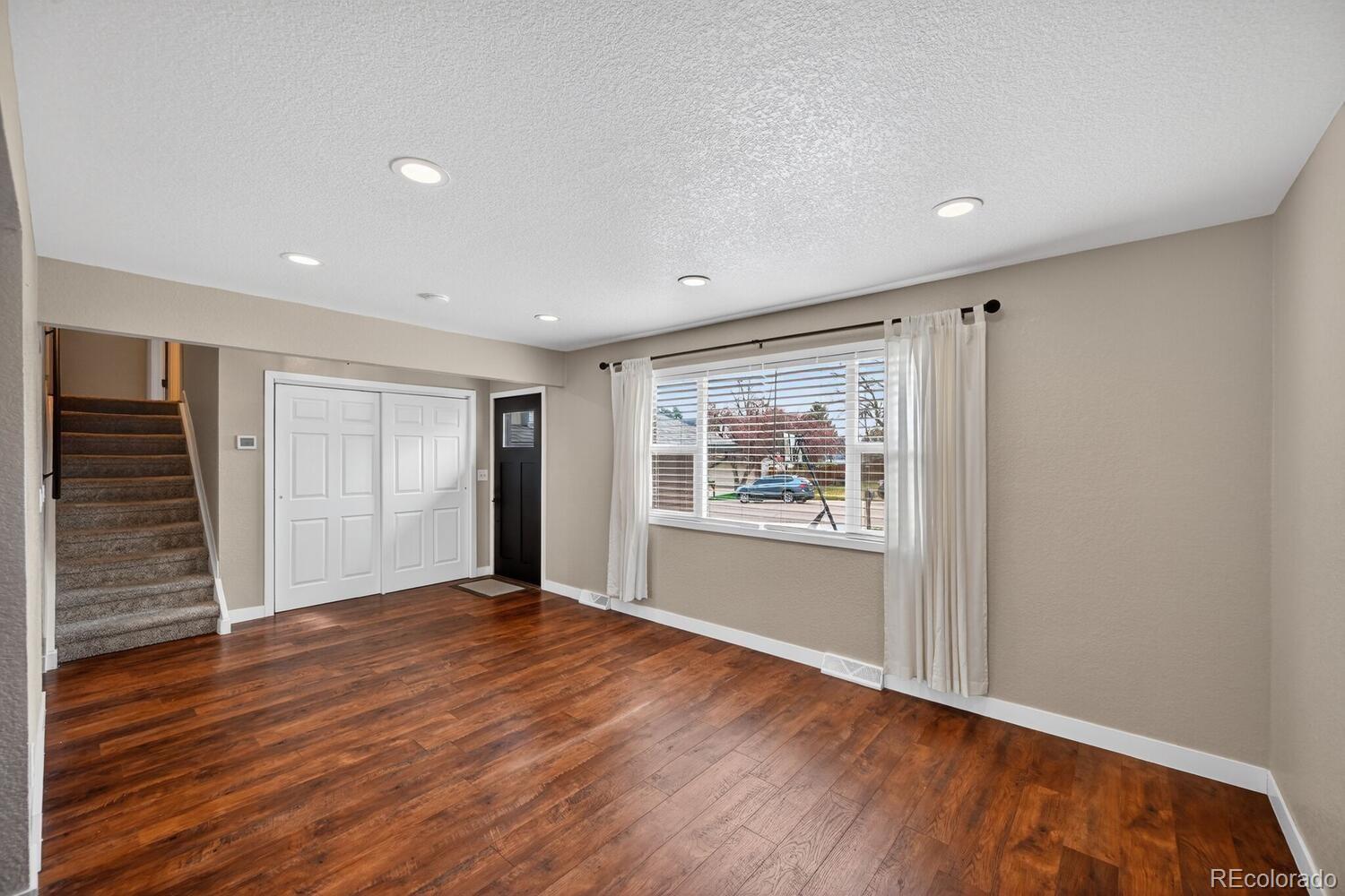 7303 S Vance Street Littleton CO 80128