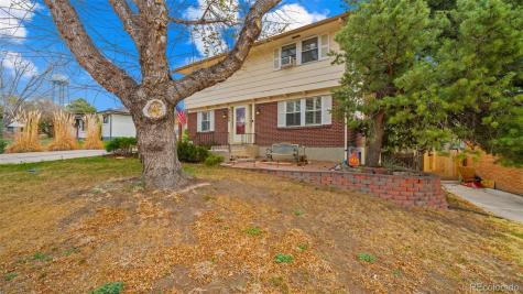 17 Clover Circle Colorado Springs CO 80906