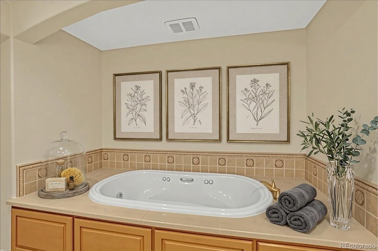 7285 Brighton Court Castle Pines CO 80108