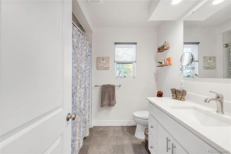 1395 Dayton Street Aurora CO 80010