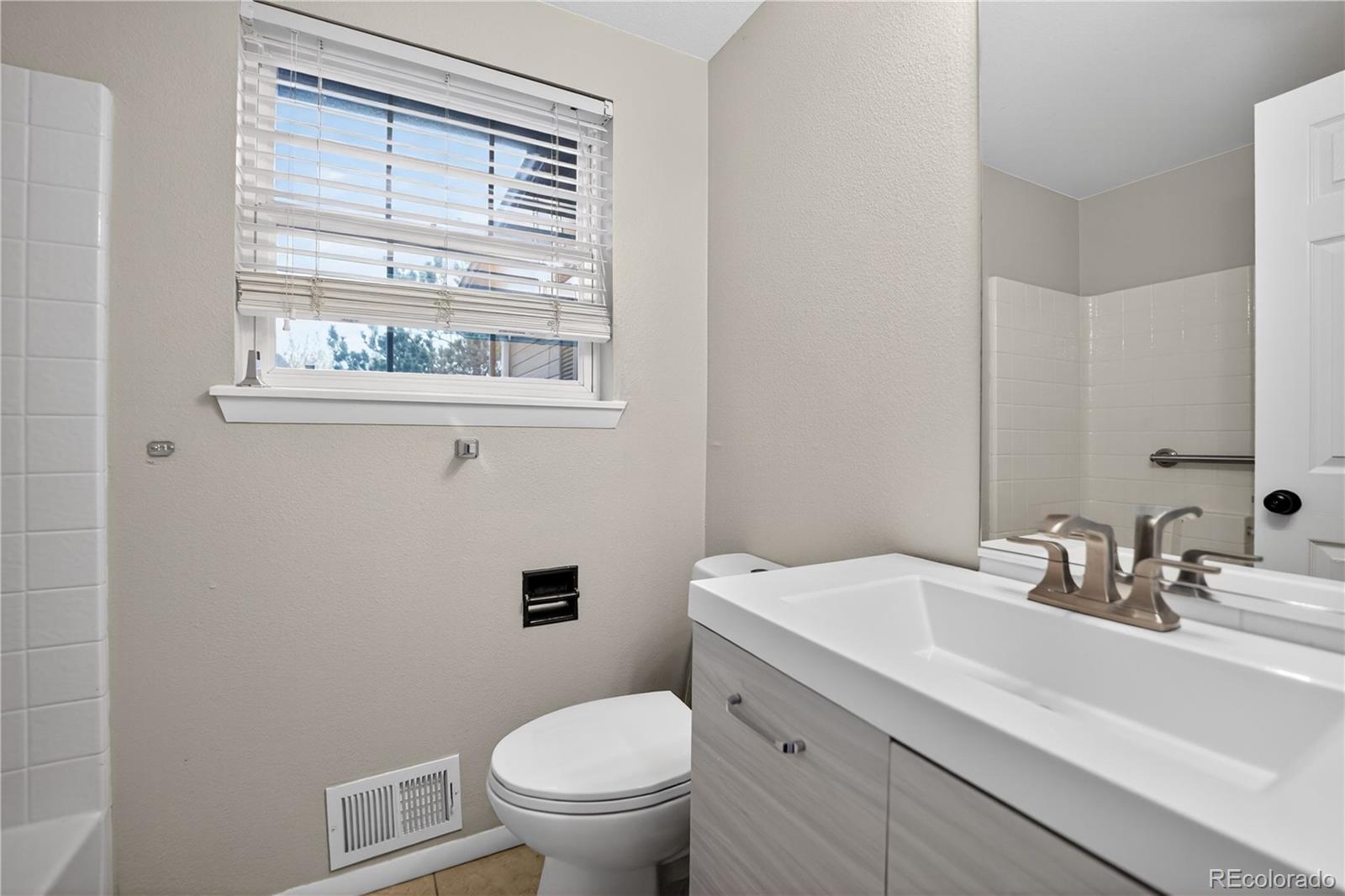 22471 E Princeton Drive Aurora CO 80018