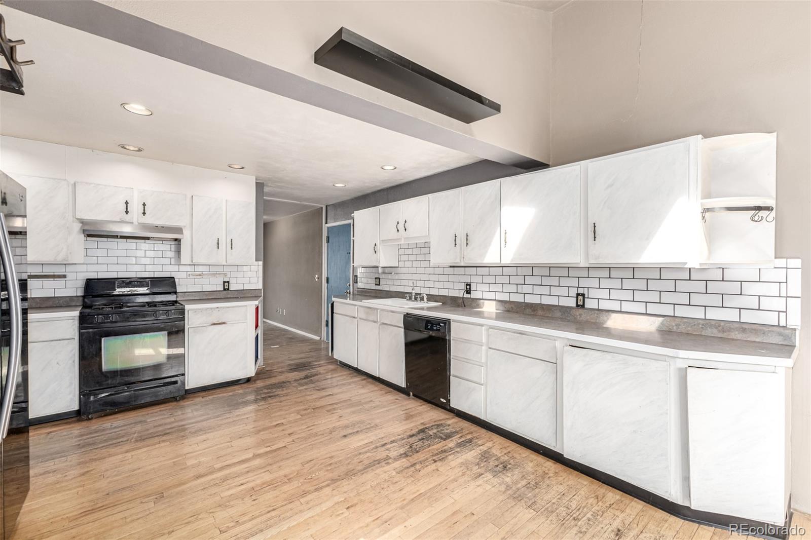 40 Dover Street Lakewood CO 80226