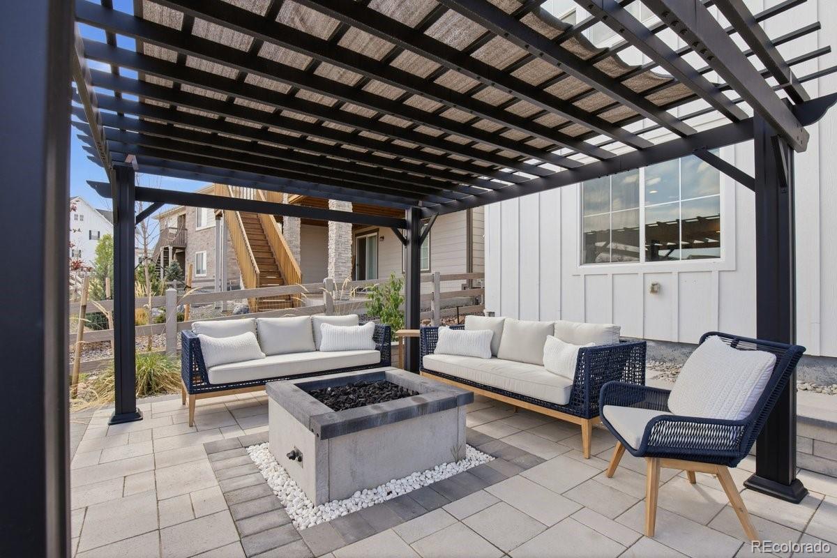 9006 Chalk Creek Place Littleton CO 80125