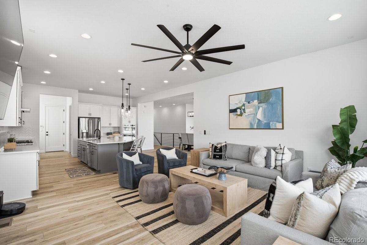 9006 Chalk Creek Place Littleton CO 80125