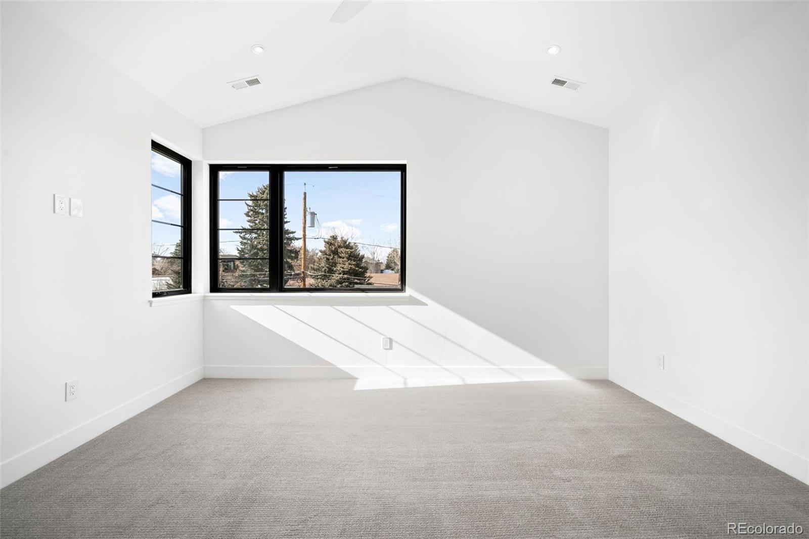 3255 S Clermont Street Denver CO 80222