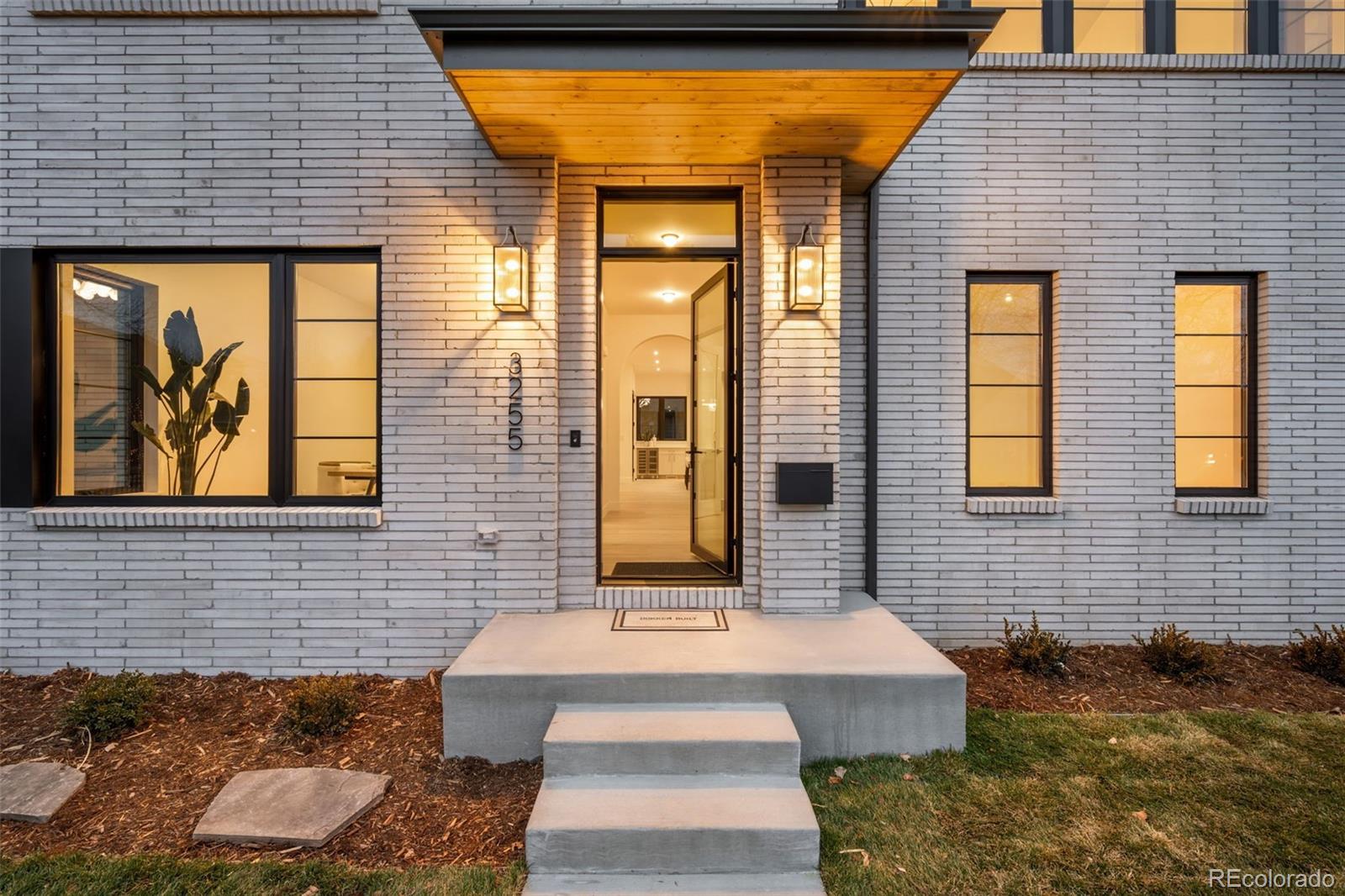 3255 S Clermont Street Denver CO 80222
