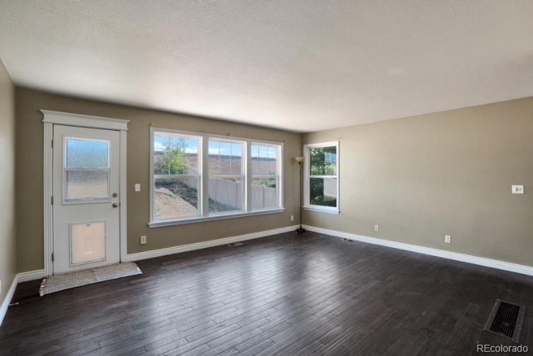 10712 Dayton Way Commerce City CO 80640