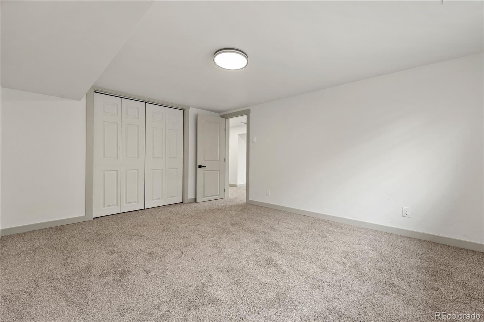 3060 W 55th Place Denver CO 80221