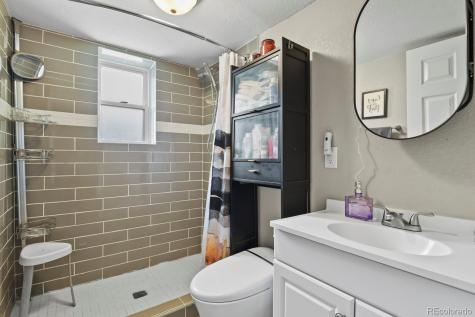 15726 E Bails Drive Aurora CO 80017
