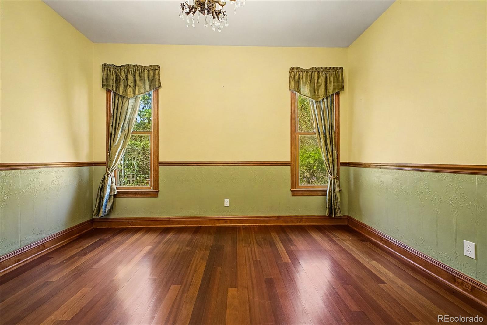 4801 S Yukon Street Littleton CO 80123