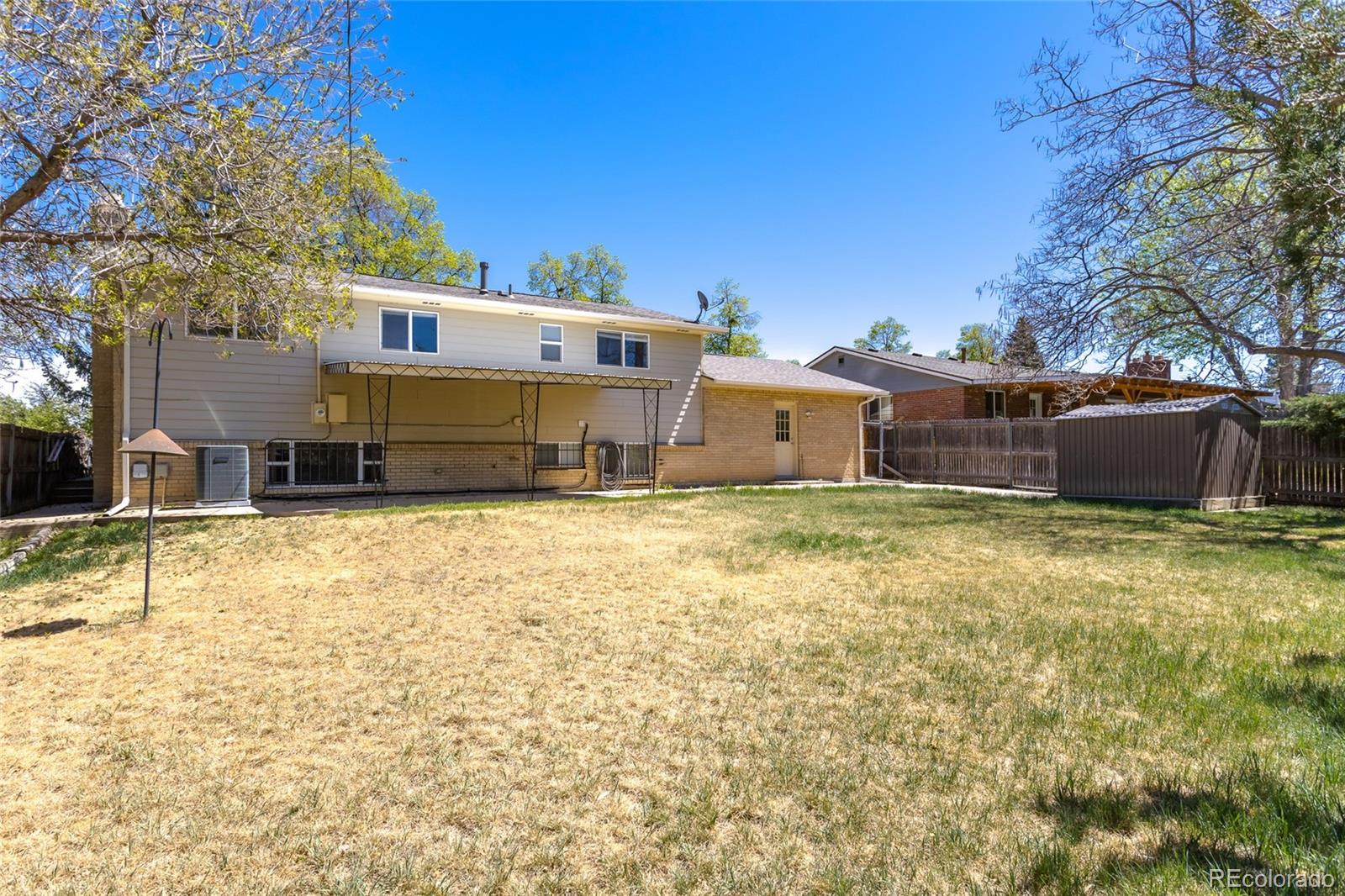 425 S Uvalda Circle Aurora CO 80012